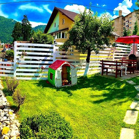 Vinyl'S Place Брашов Екстер'єр фото