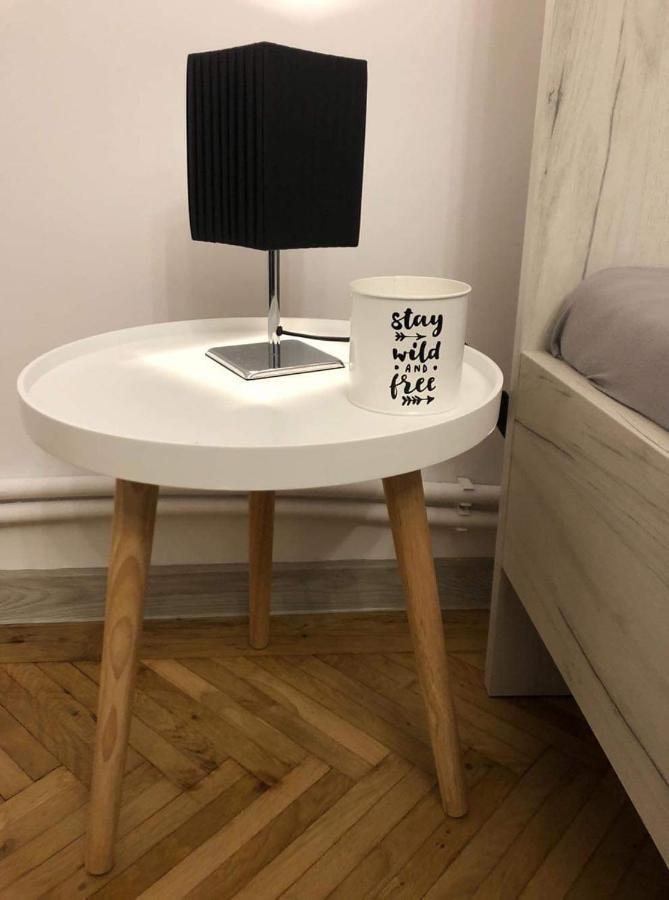 Vinyl'S Place Брашов Екстер'єр фото